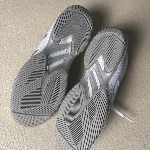 ASICS running sneakers - Picture 3 of 4